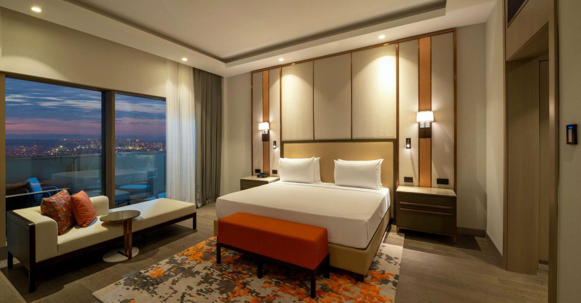 Hilton Mall Of Istanbul Exterior photo A bedroom at the hotel
